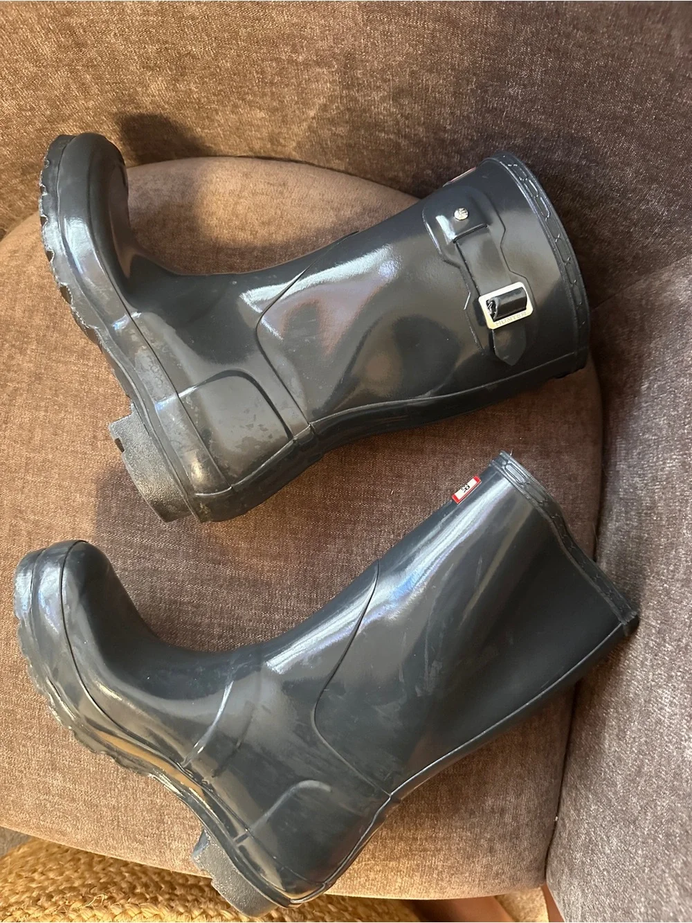 Hunter sleek glossy